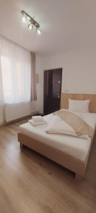 Lindenhaus Hotel Sibiu Buitenkant foto