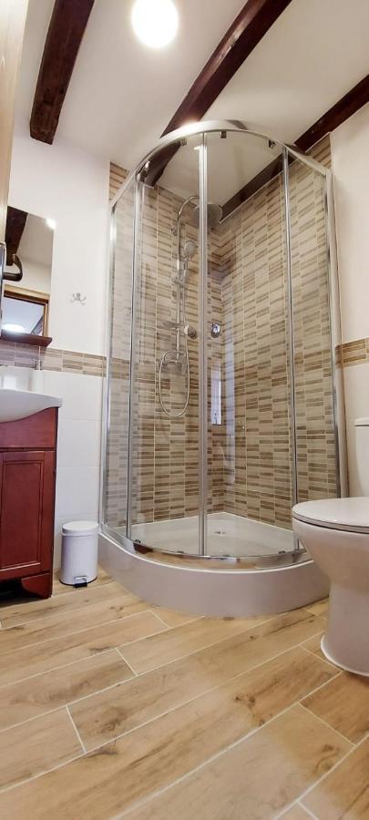 Lindenhaus Hotel Sibiu Buitenkant foto