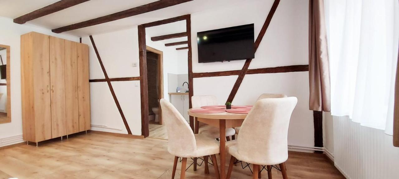 Lindenhaus Hotel Sibiu Buitenkant foto