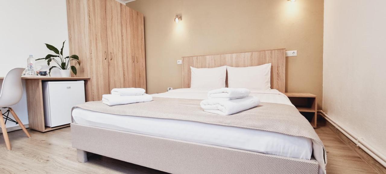 Lindenhaus Hotel Sibiu Buitenkant foto