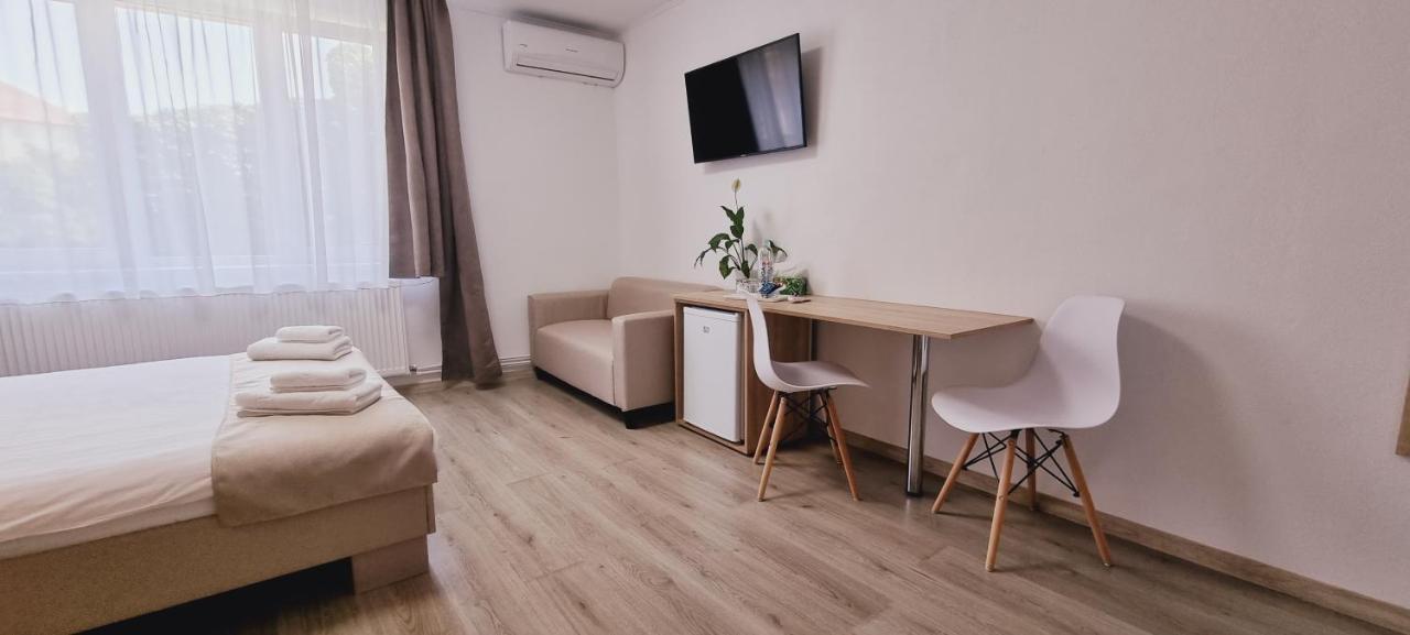 Lindenhaus Hotel Sibiu Buitenkant foto