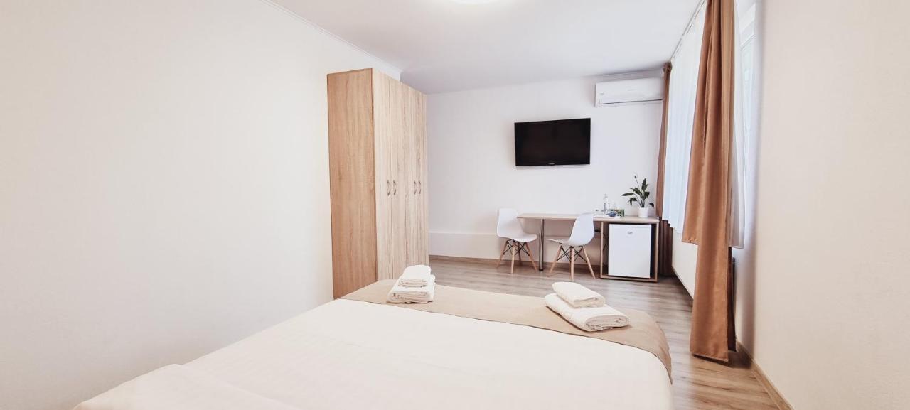 Lindenhaus Hotel Sibiu Buitenkant foto