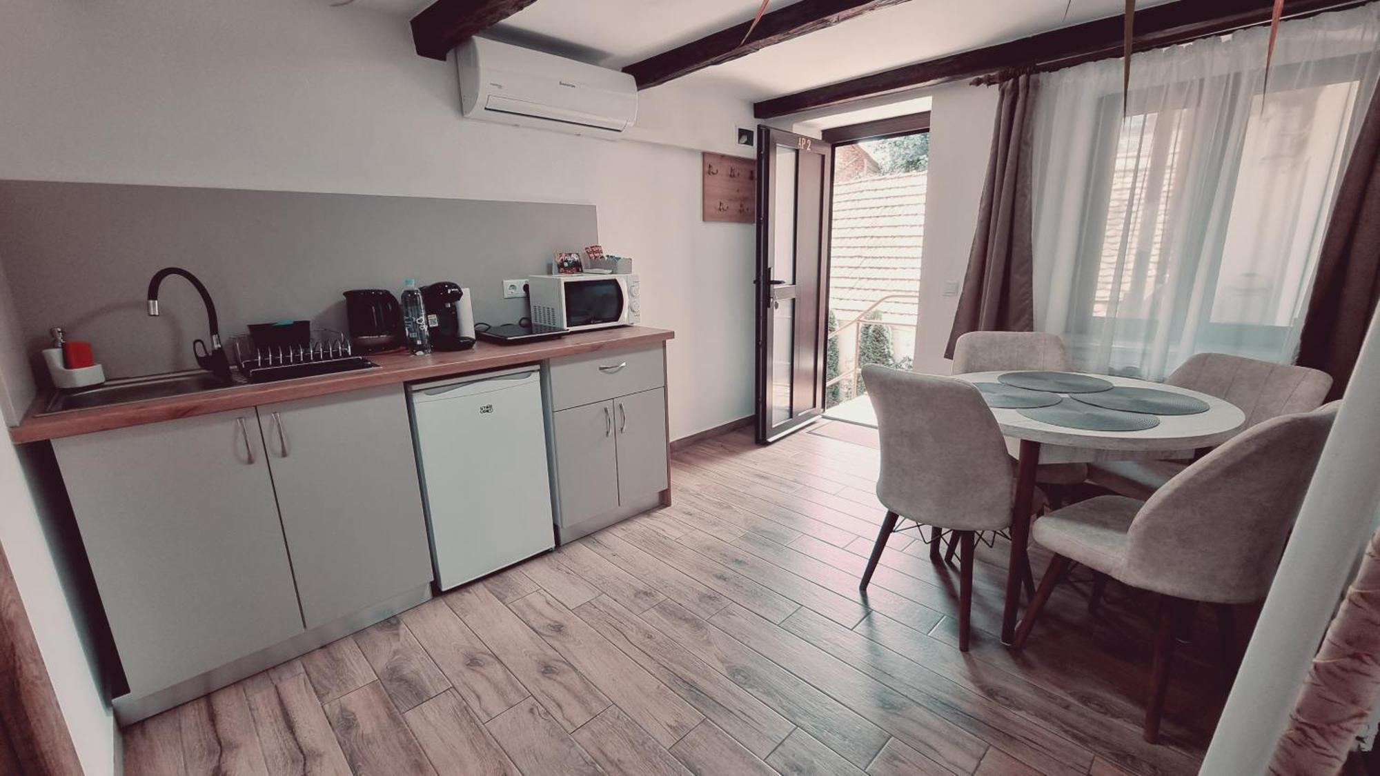 Lindenhaus Hotel Sibiu Kamer foto