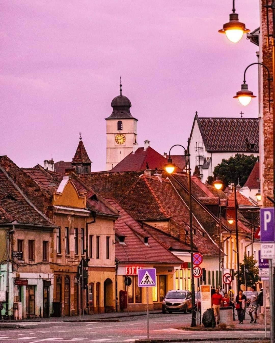 Lindenhaus Hotel Sibiu Buitenkant foto
