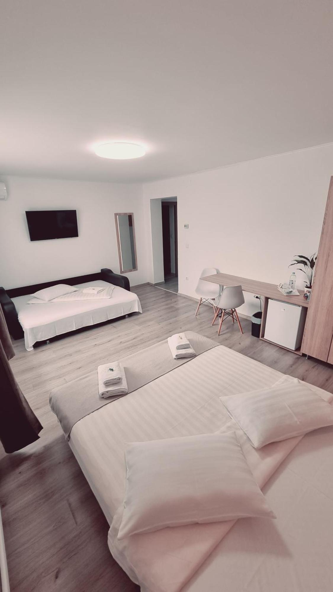 Lindenhaus Hotel Sibiu Kamer foto